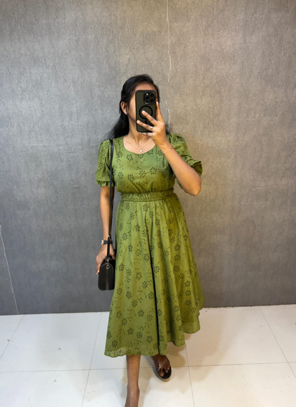 AMARAN GOWN