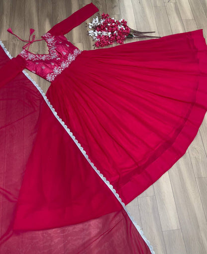 New Designer Party Wear Gown For Women